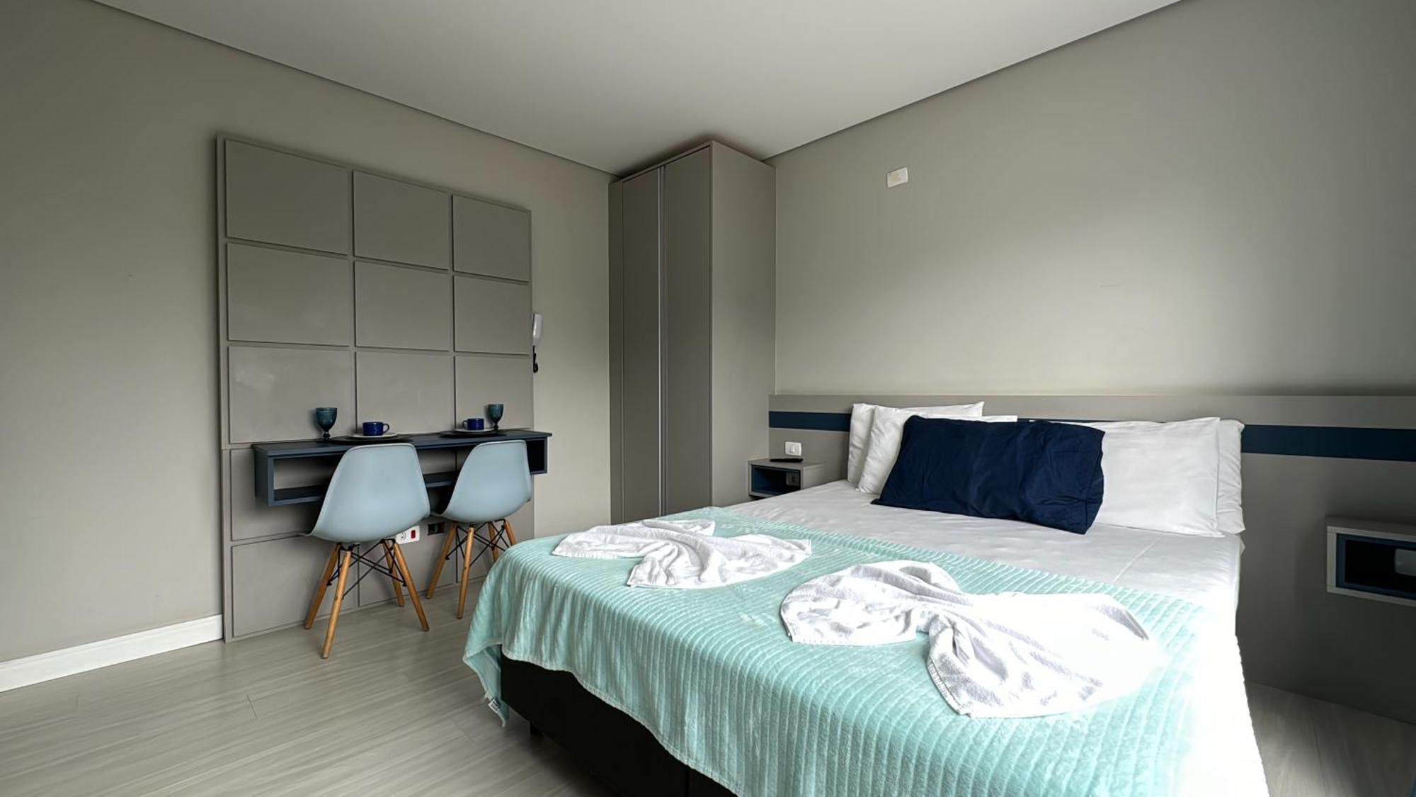 13- Studio Decorado Lindo! Otimo Para Casal!!! Curitiba Ngoại thất bức ảnh